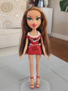 MGA Bratz Rock Angelz Yasmin Doll 2005 Fashion Doll Beautiful
